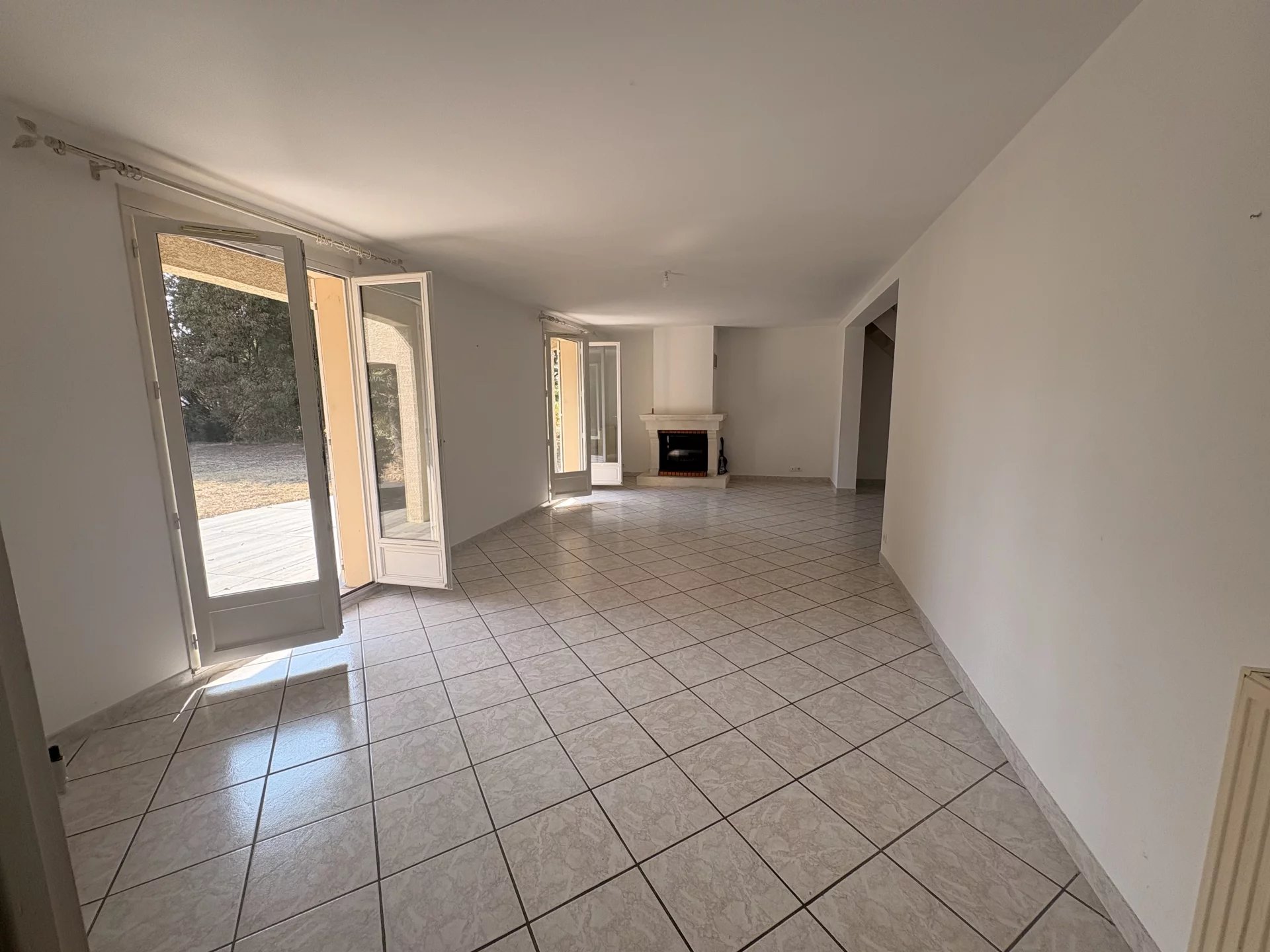 Location maison T6 La Salvetat Saint Gilles