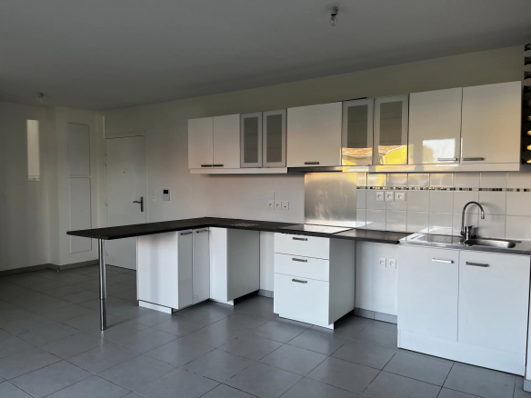 LA SALVETAT SAINT GILLES - APPARTEMENT T3