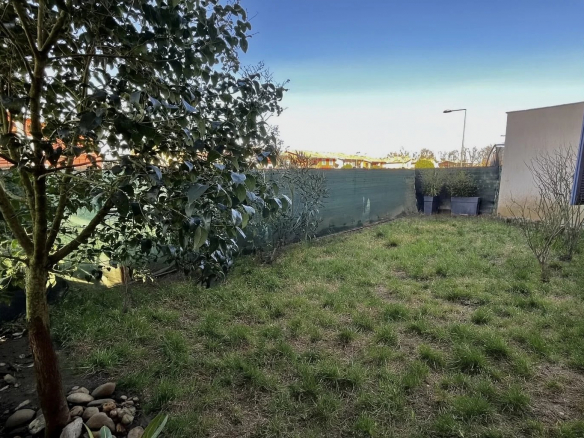 LA SALVETAT SAINT GILLES - APPARTEMENT T3