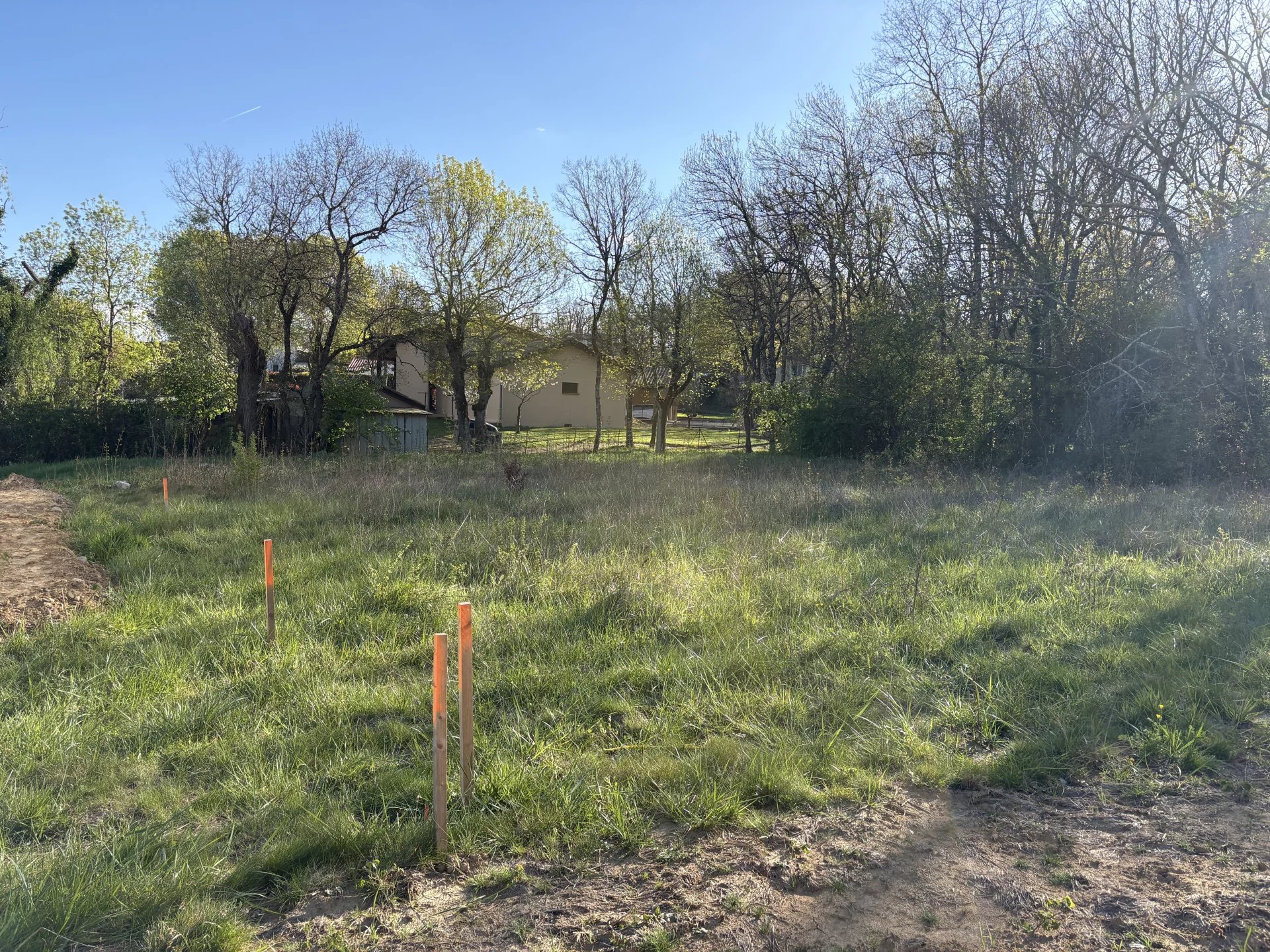 LA SALVETAT ST GILLES - TERRAIN 1 108 m2