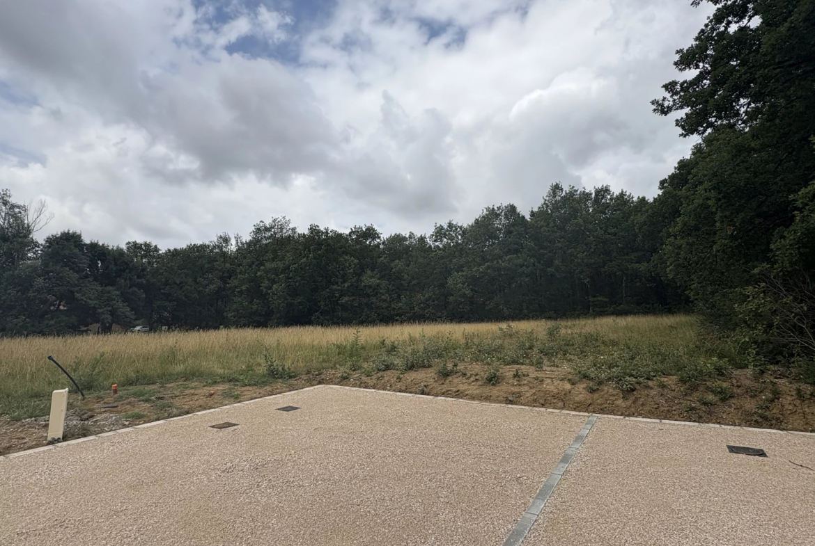 LA SALVETAT ST GILLES - TERRAIN