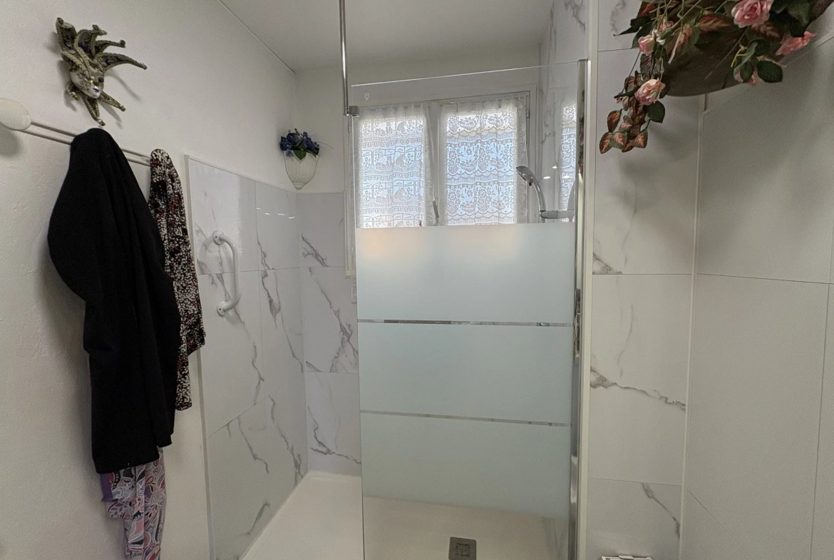 LA SALVETAT SAINT GILLES - MAISON  T4