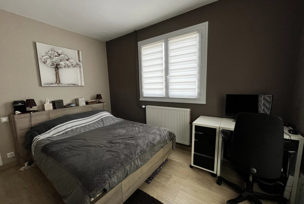 LA SALVETAT SAINT GILLES - MAISON  T4