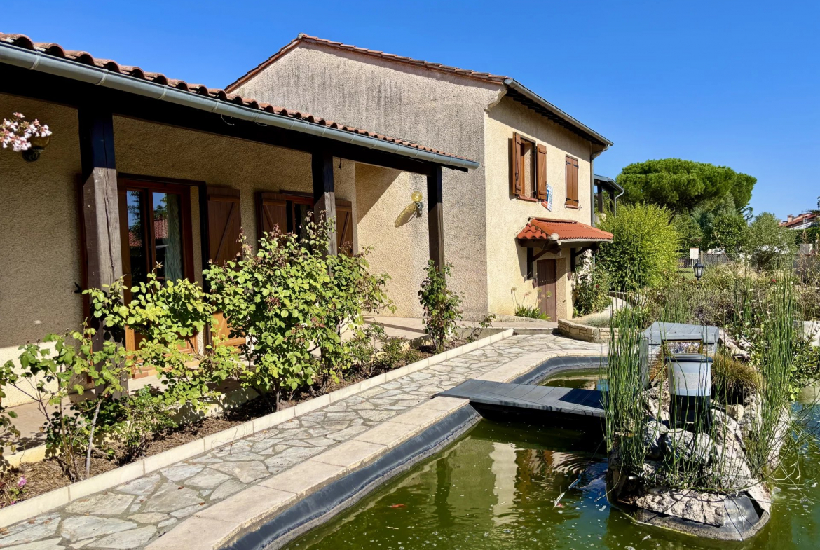 LA SALVETAT-SAINT-GILLES - MAISON T5/6