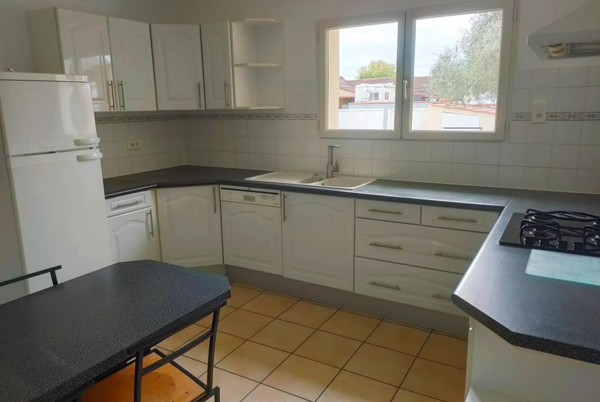 Location Maison T5 meublée - Salvetat st Gilles