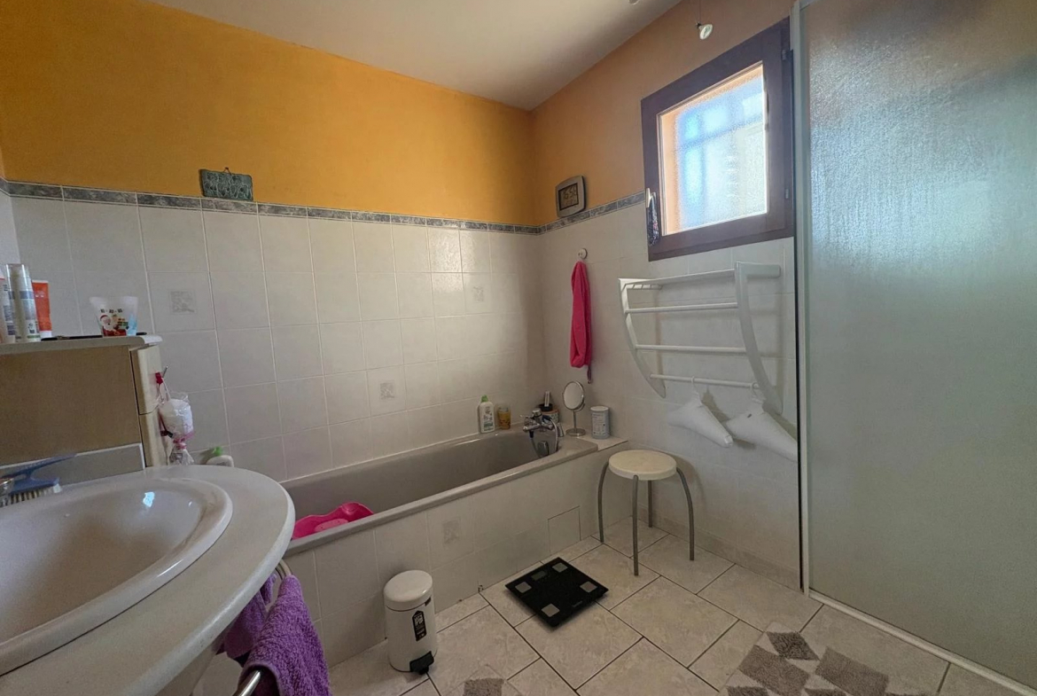 LA SALVETAT SAINT GILLES - MAISON T4 CENTRE VILLE