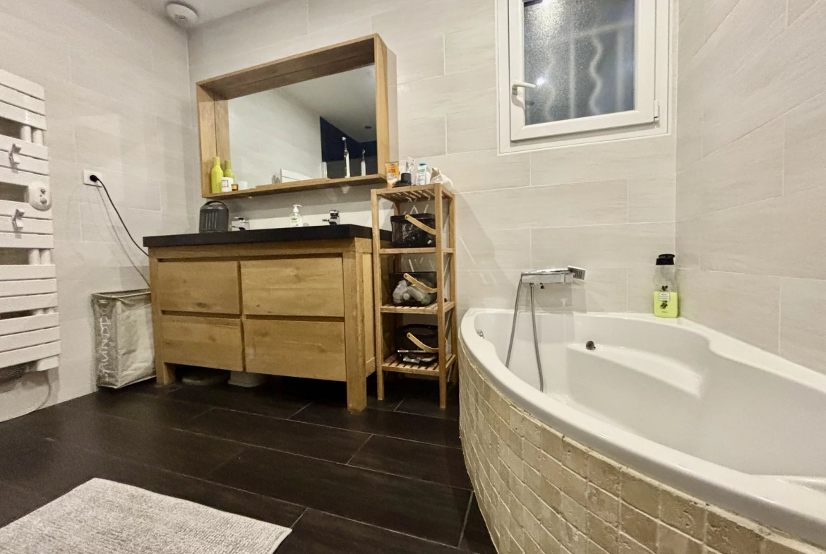 FONTENILLES - MAISON T4/5