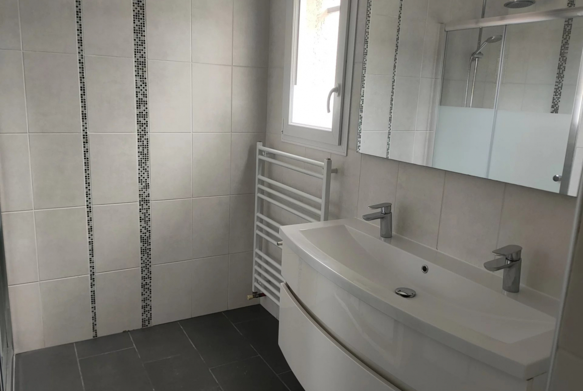 LA SALVETAT SAINT GILLES -  MAISON T4/T5