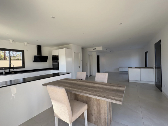 SAINT CLAR DE RIVIERE - MAISON T4