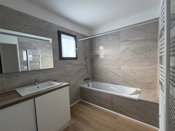 SAINT CLAR DE RIVIERE - MAISON T4