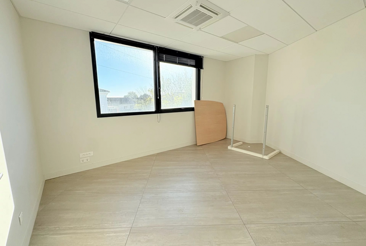 Location bureau - La Salvetat-St-Gilles