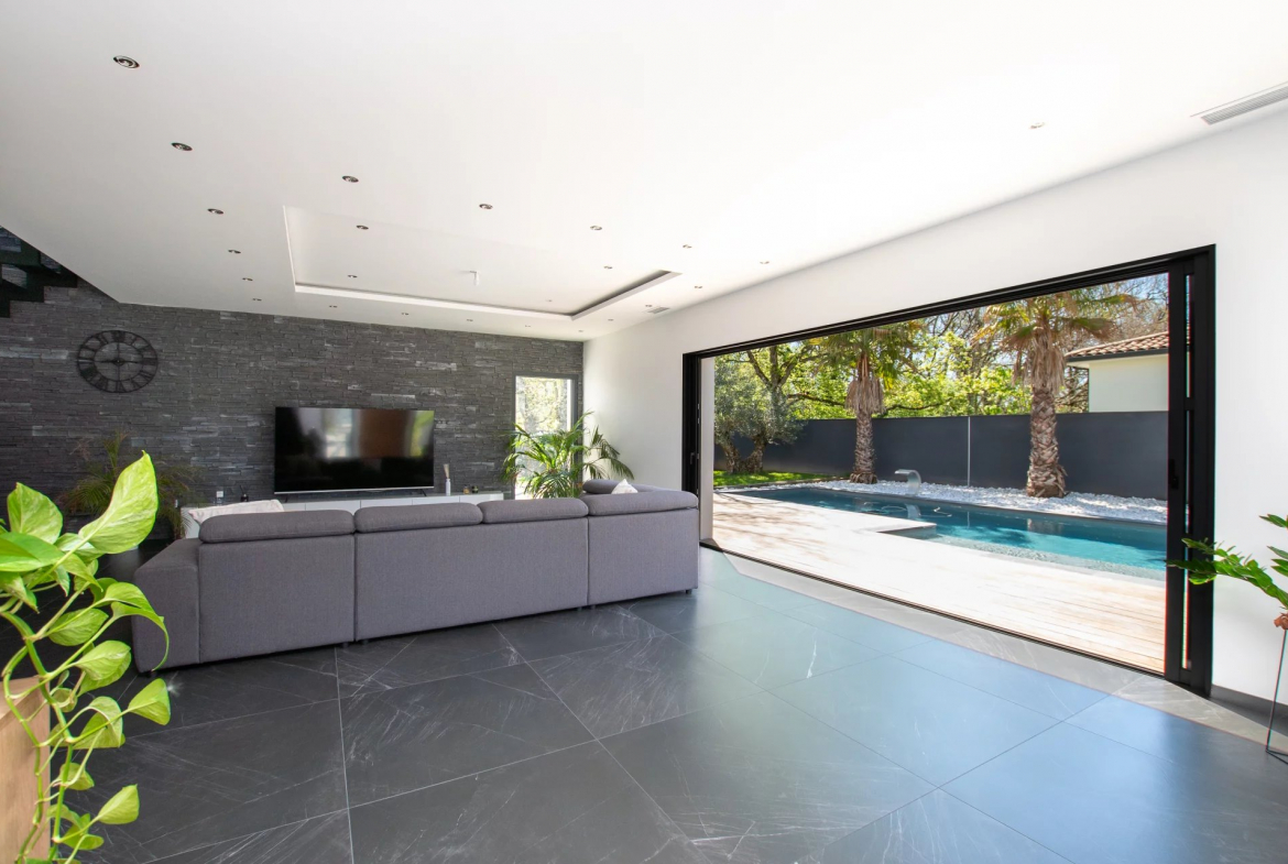 TOURNEFEUILLE - VILLA CONTEMPORAINE T6