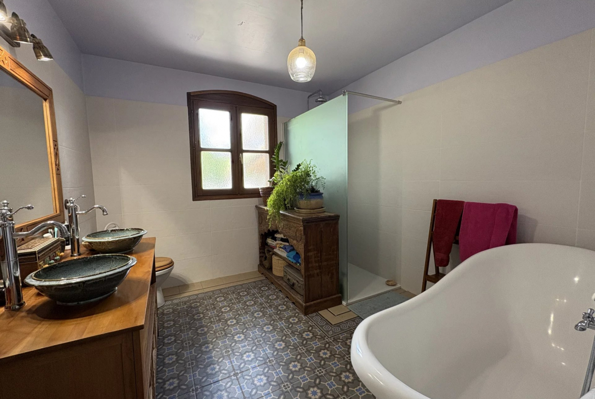 FONSORBES - MAISON T5