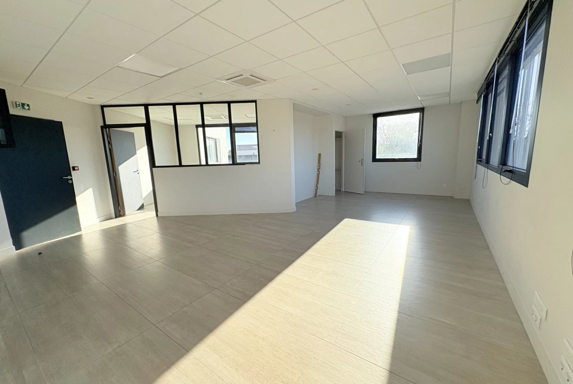 Location bureau - La Salvetat-St-Gilles