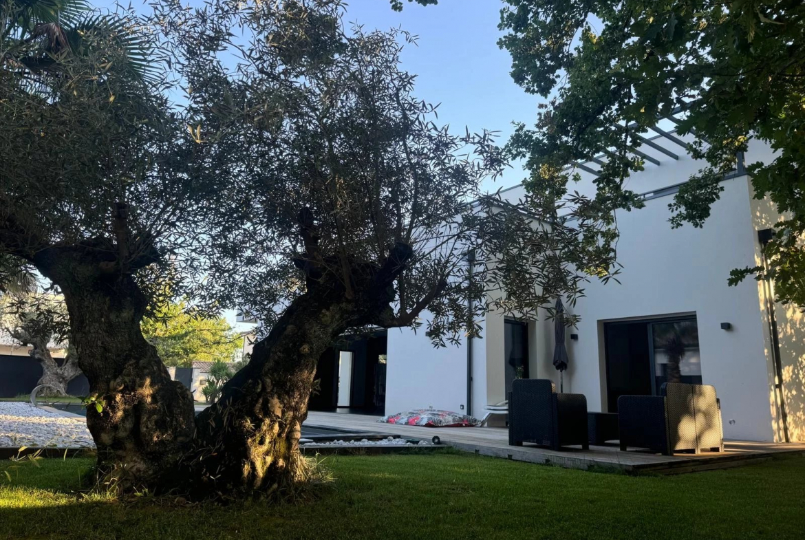 TOURNEFEUILLE - VILLA CONTEMPORAINE T6