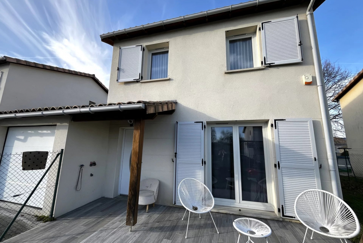 LA SALVETAT ST GILLES - MAISON T4