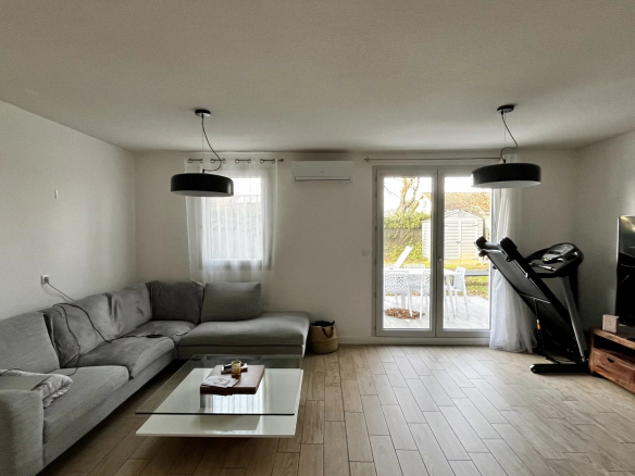 LA SALVETAT ST GILLES - MAISON T4