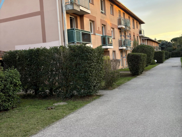 TOURNEFEUILLE - APPARTEMENT T5