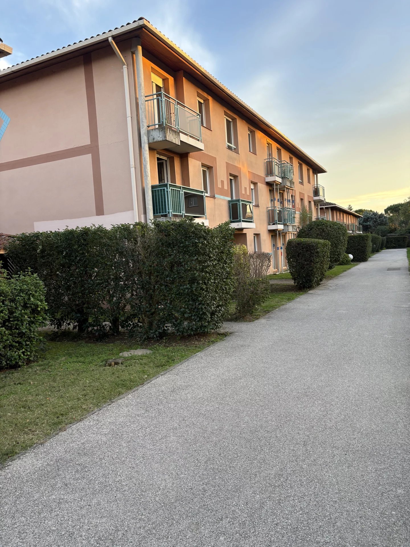 TOURNEFEUILLE - APPARTEMENT T5