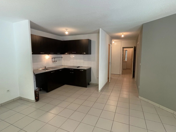 LOCATION T4 LA SALVETAT ST GILLES