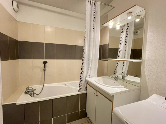 LA SALVETAT-SAINT-GILLES - APPARTEMENT T2