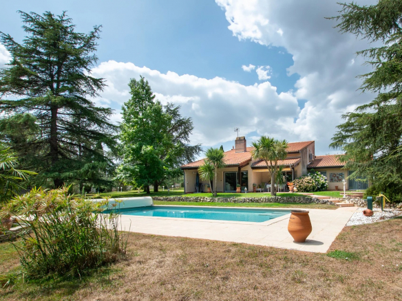 FONTENILLES - MAISON T6