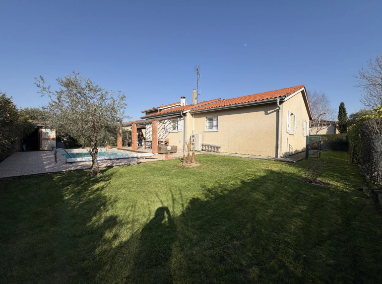 LA SALVETAT-SAINT-GILLES - MAISON T4/5