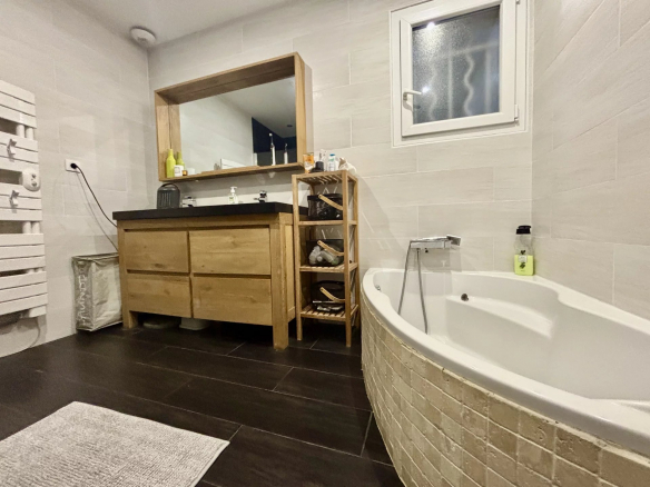 FONTENILLES - MAISON T4/5