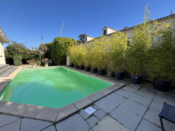 PLAISANCE DU TOUCH - MAISON T4/5 + STUDIO