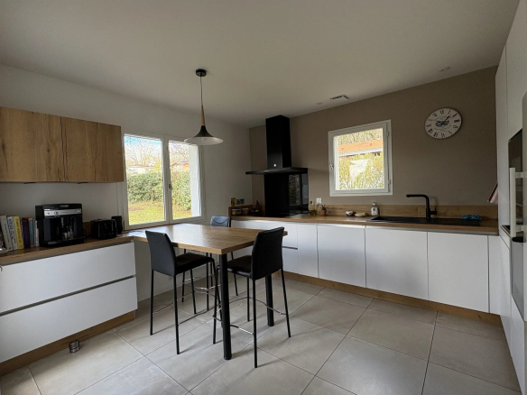 PLAISANCE-DU-TOUCH - MAISON T6/7