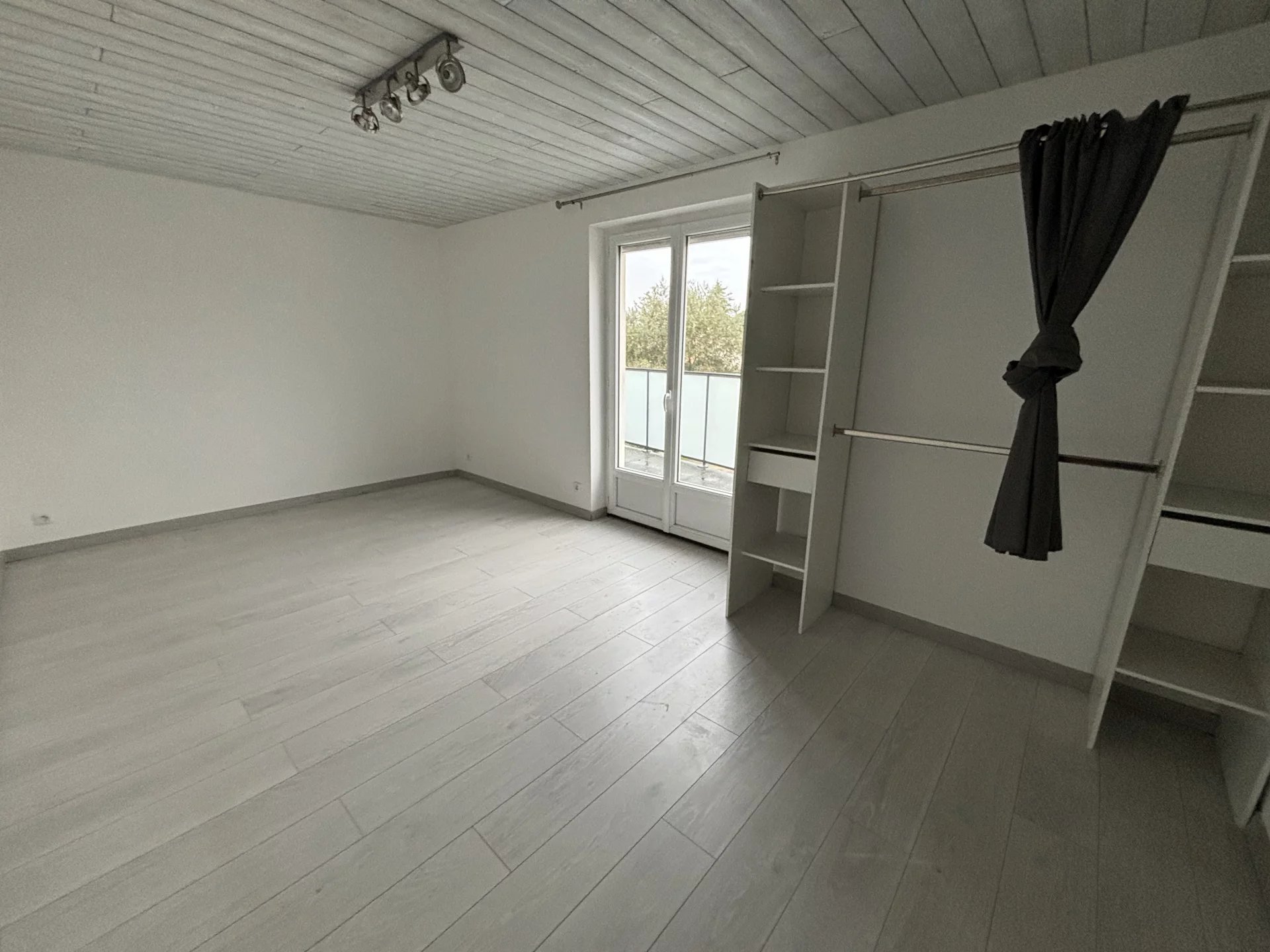 LA SALVETAT SAINT GILLES -  MAISON T4