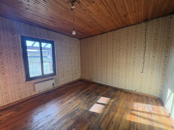 LEGUEVIN - MAISON DE VILLE T3