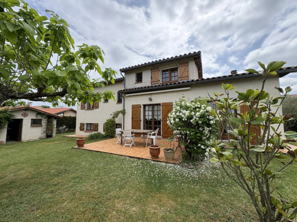 LA SALVETAT SAINT-GILLES - MAISON T6/7