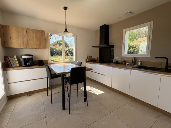 PLAISANCE-DU-TOUCH - MAISON T6/7