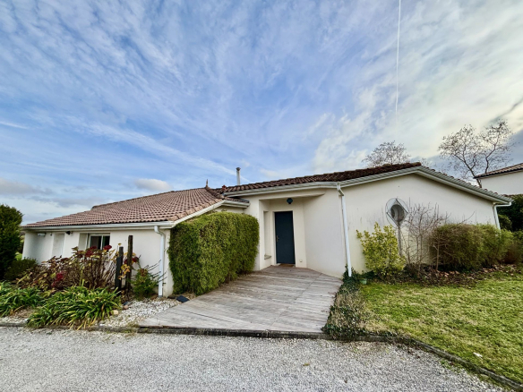 SAINT-LYS MAISON T6