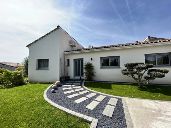 PLAISANCE-DU-TOUCH - MAISON T4/5
