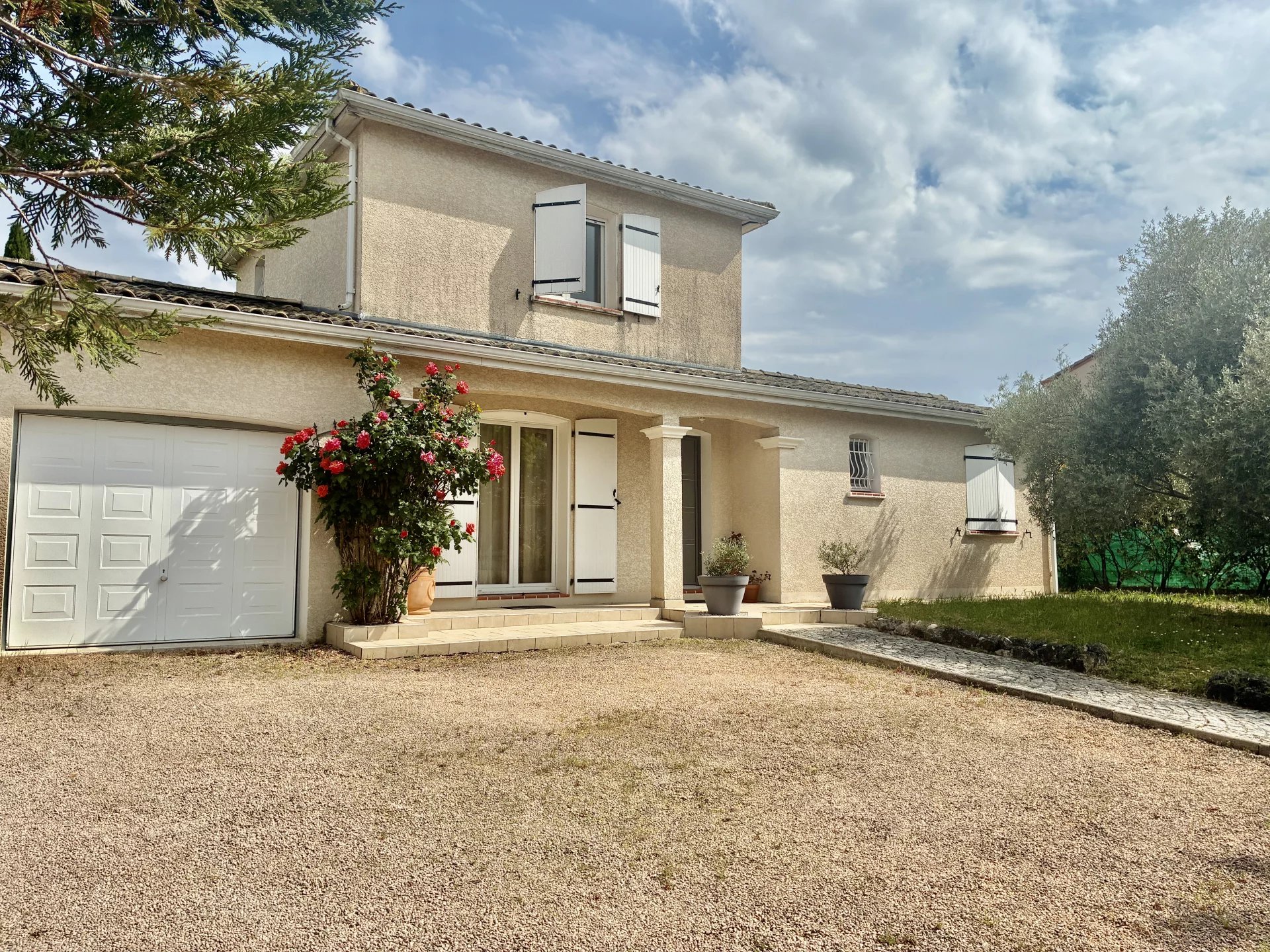 LA SALVETAT-SAINT-GILLES - MAISON T5/6
