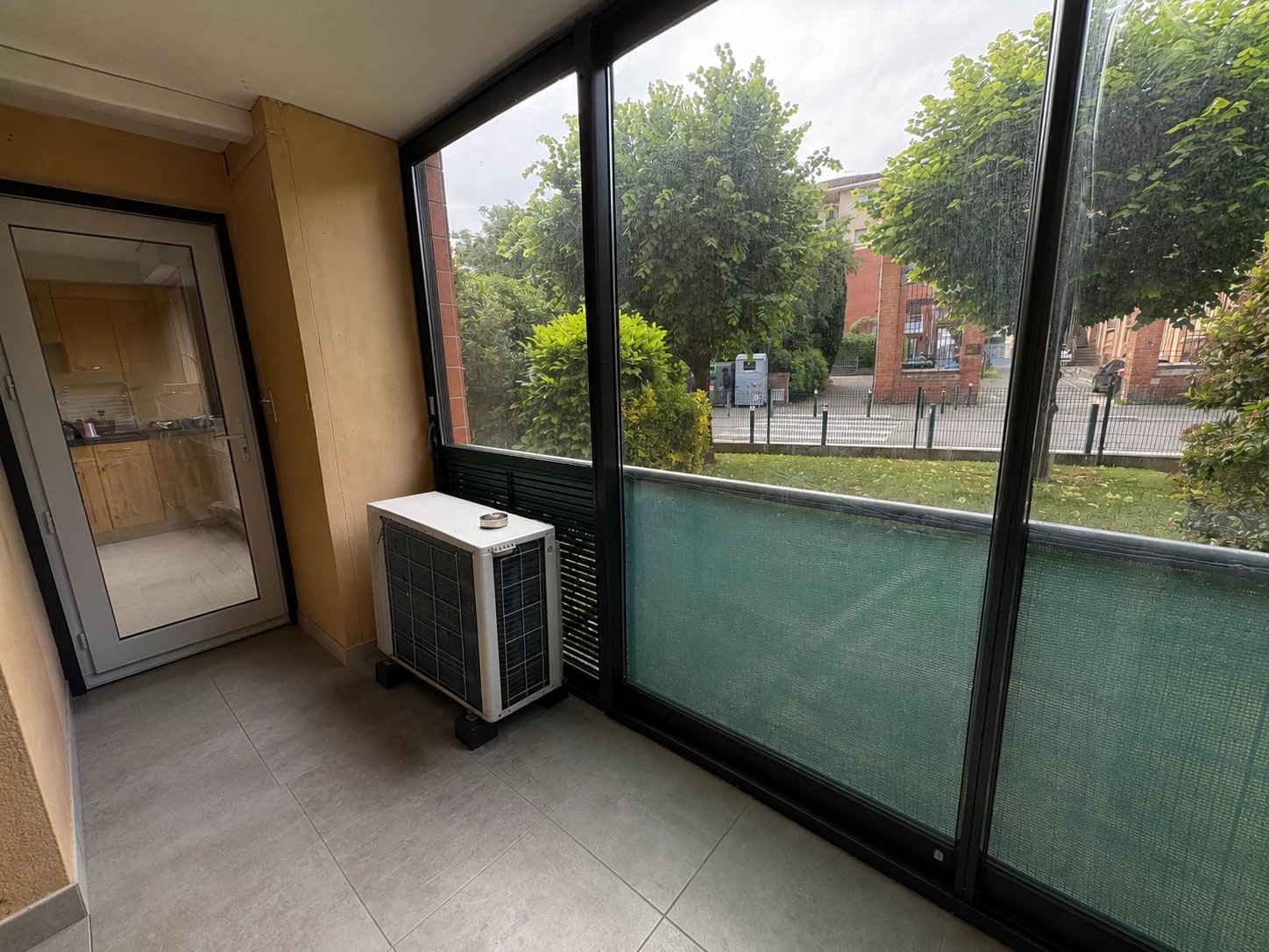 TOULOUSE SAINT-CYPRIEN - APPARTEMENT T4
