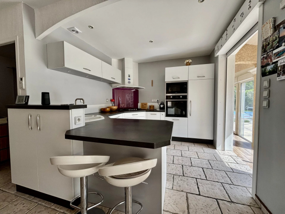 LA SALVETAT-SAINT-GILLES - MAISON T5/6