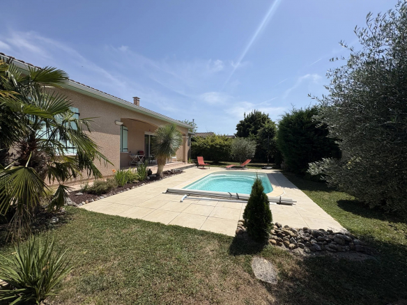 LA SALVETAT-SAINT-GILLES MAISON T6
