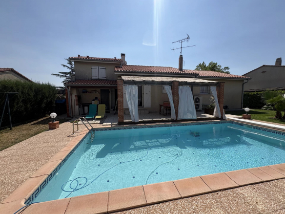 LA SALVETAT-SAINT-GILLES - MAISON T4/5