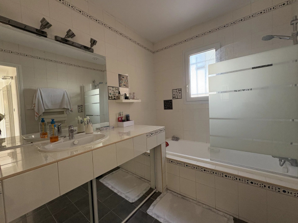 MAISON T4 - LA SALVETAT SAINT GILLES