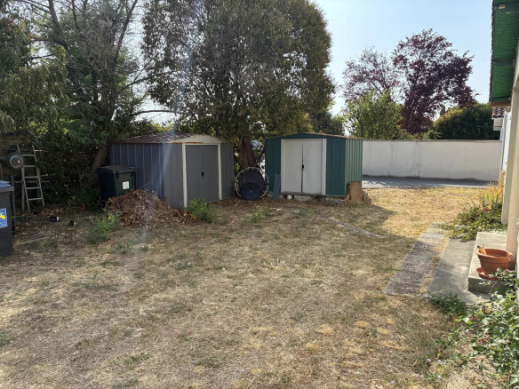 VILLA NON MITOYENNE LOUEE