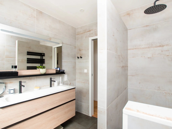 PLAISANCE-DU-TOUCH - MAISON T6/7