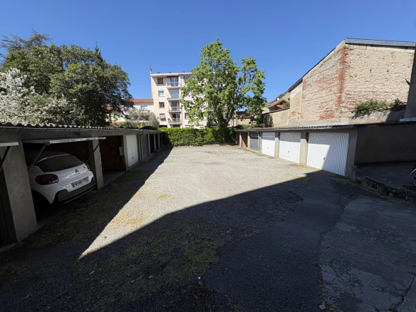 SAINT CYPRIEN - APPARTEMENT T2
