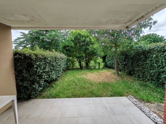 LA SALVETAT-SAINT-GILLES - APPARTEMENT T2