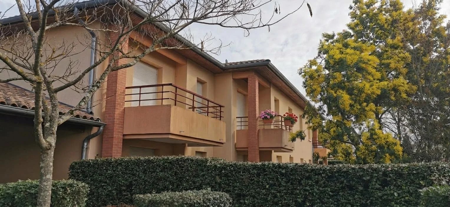 LA SALVETAT SAINT GILLES - APPARTEMENT  T2